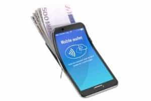 E-wallet et billets de banque 