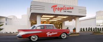 casino Tropicana Las Vegas voiture rouge